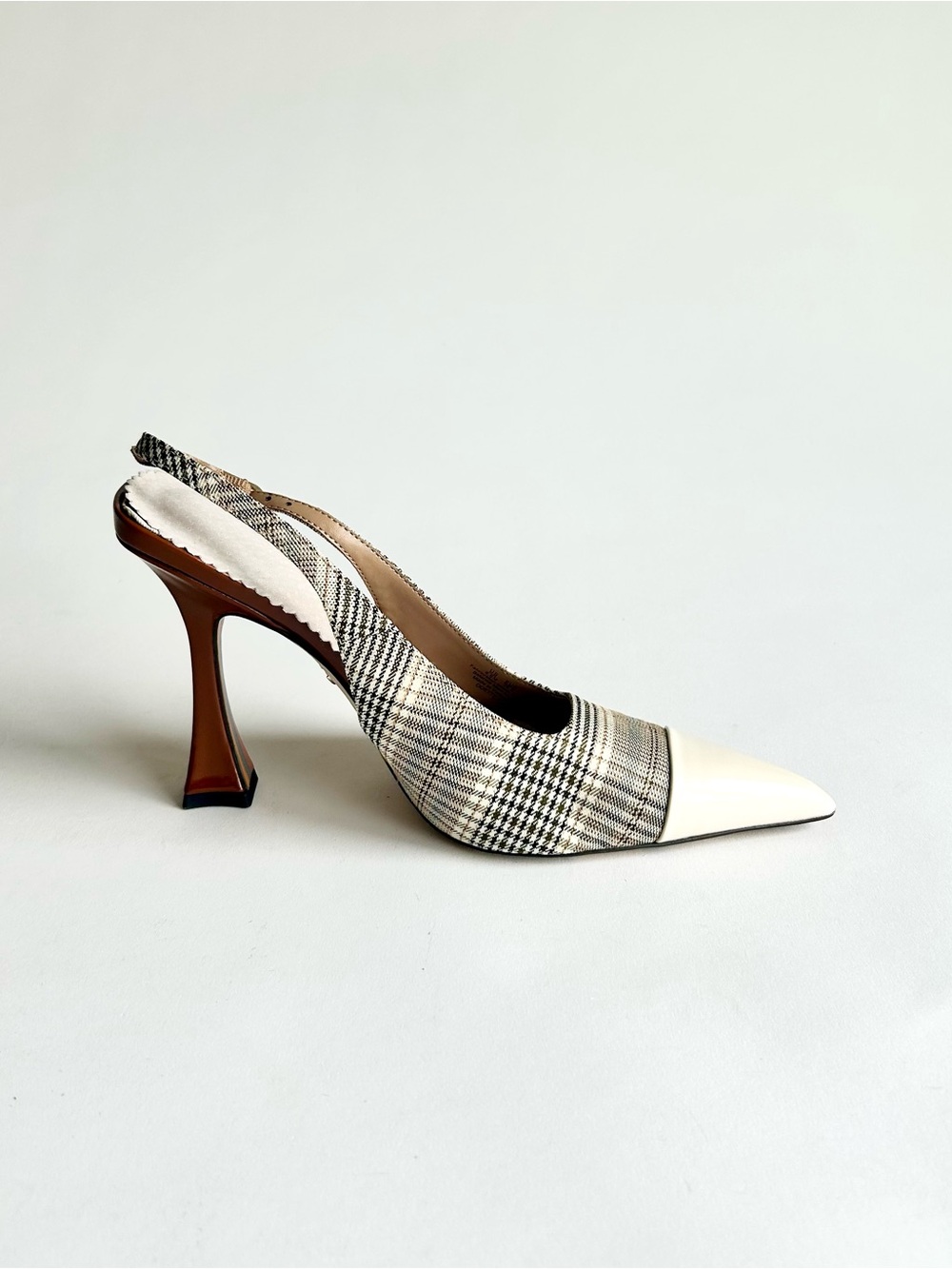 Sam Edelman Beige Brown Patent Leather Textile Point Toe Slingbacks size 6.5 - Picture 3 of 16